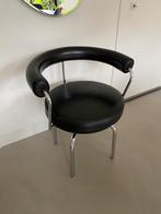 Cassina LC7 Le Corbusier / Charlotte Perriand, Huis en Inrichting, Ophalen, Gebruikt, Zwart