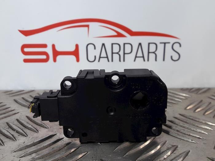 Clapet chauffage moteur d'un Mercedes B-Klasse, Autos : Pièces & Accessoires, Moteurs & Accessoires, Mercedes-Benz, Utilisé, 3 mois de garantie