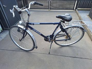 Mannen, heren fiets beschikbaar voor biedingen