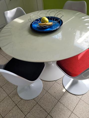 Meuble de cuisine beschikbaar voor biedingen