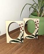 2x vintage metalen fotokader met bloemenmotief, Antiek en Kunst, Ophalen of Verzenden