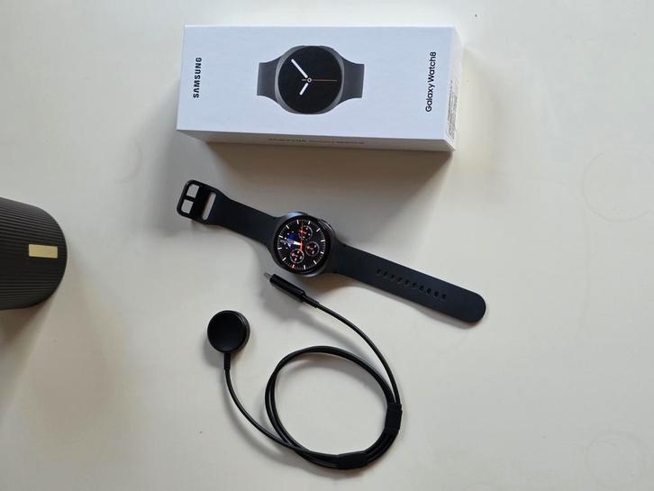 Samsung galaxy watch 8 - 40mm, Handtassen en Accessoires, Smartwatches, Zo goed als nieuw, Ophalen