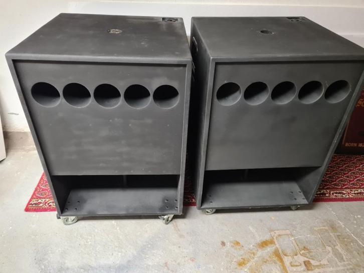 2 subwoofers, Audio, Tv en Foto, Luidsprekerboxen, Subwoofer, Ophalen