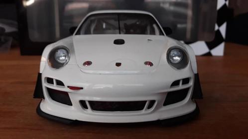 Minichamps 1/18 Porsche 911 997 GT3 R 2011, Hobby en Vrije tijd, Modelauto's | 1:18, Zo goed als nieuw, MiniChamps, Ophalen of Verzenden