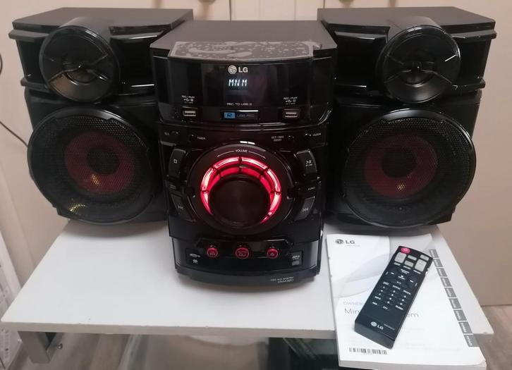 LG XBOOM CM4320 Mini Audio System, Audio, Tv en Foto, Stereoketens, Zo goed als nieuw, Cd-speler, Tuner of Radio, Speakers, Overige merken