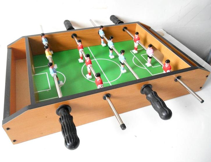 Vintage mini voetballetjers, Hobby en Vrije tijd, Gezelschapsspellen | Overige, Zo goed als nieuw, Een of twee spelers, Ophalen of Verzenden