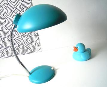 Vintage UFO bureaulamp met lichtblauwe koepel 