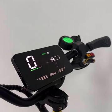 RS7 — 2 400 W | 80 km/h | Puissance pure, Envoi, Neuf, Step électrique (E-scooter), Lafly