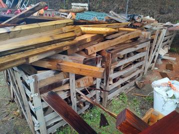 Brandhout  beschikbaar voor biedingen