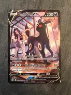 Umbreon V TG22, Hobby en Vrije tijd, Verzamelkaartspellen | Pokémon, Ophalen of Verzenden, Zo goed als nieuw, Losse kaart