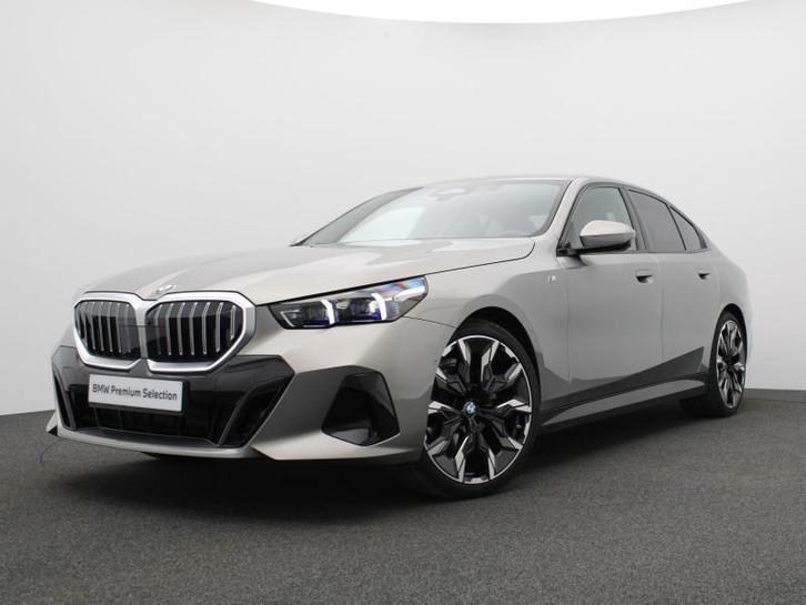 BMW Serie 5 520 M SPORT - HARMAN-KARDON - ACC, Auto's, BMW, Bedrijf, 5 Reeks, Adaptieve lichten, Adaptive Cruise Control, Airbags