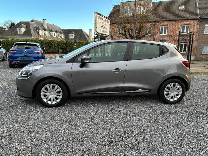 Renault Clio 1.2i slechts 61000km AIRCO NAVI !!!, Auto's, Renault, Bedrijf, Te koop, Clio, ABS, Airbags, Airconditioning, Bluetooth