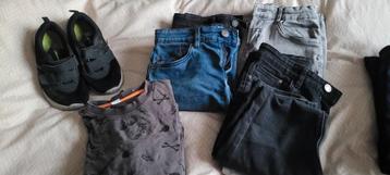 Jeans broeken en 2 shorts heel goede staat 