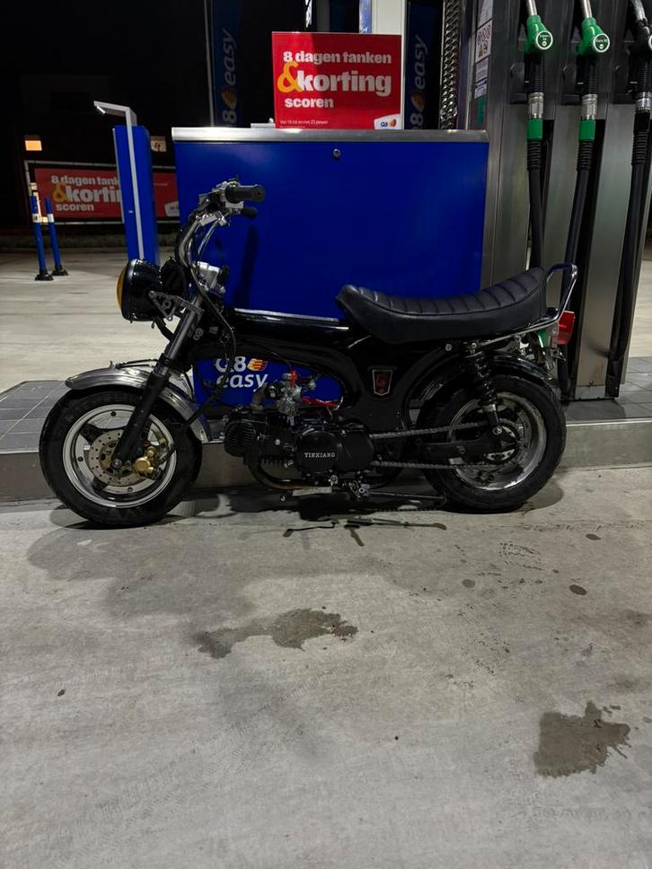 Dax 140 cc bklasse kan ook met 50 cc, Fietsen en Brommers, Brommers | Honda, Ophalen