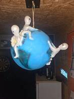 Unieke alien wereldbol, Huis en Inrichting, Ophalen