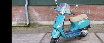 Ik ben opzoek naar een A klasse vespa lx50 beschikbaar voor biedingen