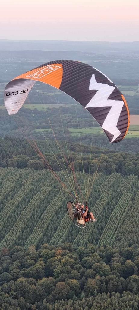 Aile paramoteur Dudek nucleon 4 - 24m2 couleur personnalisée, Sport en Fitness, Zweefvliegen en Paragliding, Paramotor