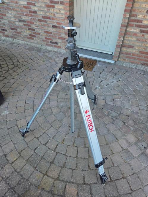 Futech 110.330 statief tripod Heavy Duty 330cm - 5/8", Doe-het-zelf en Bouw, Meetapparatuur, Gebruikt, Accessoires, Ophalen