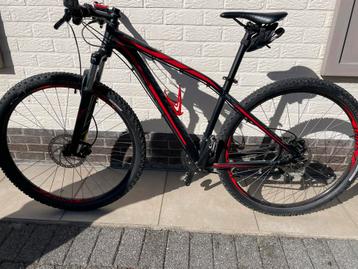 Specialized rockhopper beschikbaar voor biedingen
