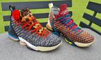 Lebron 16 „Wat is het...”, Sport en Fitness, Ophalen of Verzenden, Zo goed als nieuw