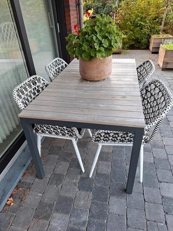 Tuinset design beschikbaar voor biedingen