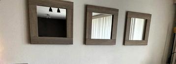 "Stijlvolle houten wandspiegels – perfect voor elk interieur beschikbaar voor biedingen