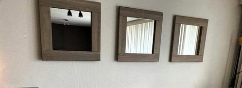 "Stijlvolle houten wandspiegels – perfect voor elk interieur, Huis en Inrichting, Woonaccessoires | Spiegels, Ophalen
