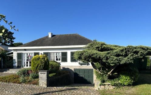 Sart Eustache: Superbe villa avec piscine. Sit Idyllique., Immo, Huizen en Appartementen te koop, Provincie Namen, 1500 m² of meer
