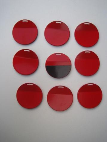 Set van 9 magneten rood beschikbaar voor biedingen