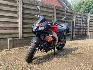 Aprilia tuono 125 (15PK), Jusqu'à 11 kW, Particulier, 1 cylindre, Naked bike