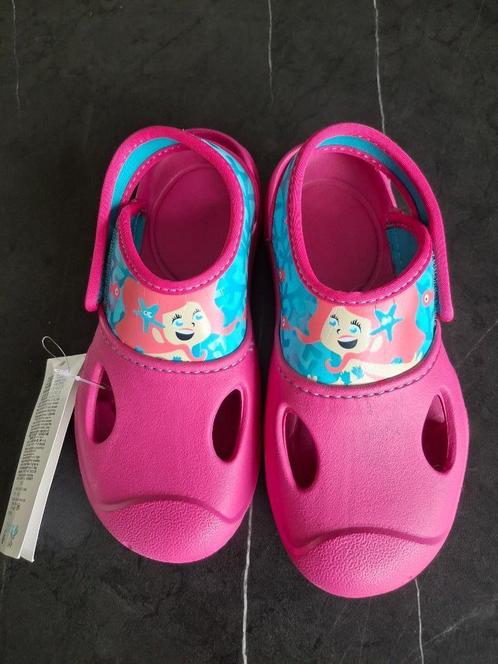 Decathlon „Crocs” sandalen voor meisjes 30-31, Kinderen en Baby's, Kinderkleding | Schoenen en Sokken, Nieuw, Overige typen, Meisje