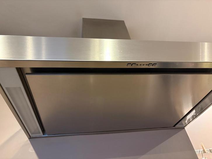 Dampkap, Elektronische apparatuur, Afzuigkappen, Gebruikt, Vrijstaand, Wandschouwkap, 400 tot 600 m³ per uur, Recirculatie, Ophalen