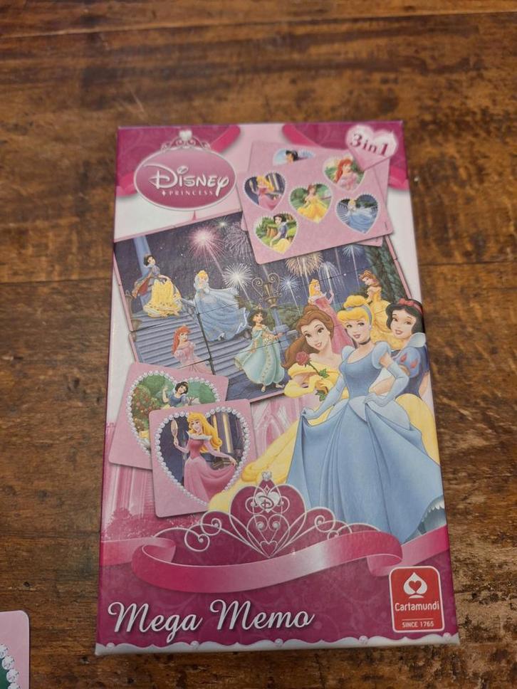 Mega Memo 3 in 1 prinsessen, Kinderen en Baby's, Speelgoed | Kinderpuzzels, Gebruikt, Ophalen of Verzenden