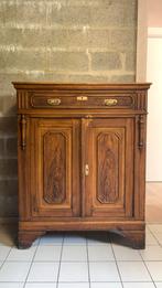 Antieke kast, Ophalen