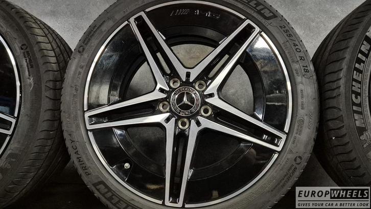 18 inch Mercedes C klasse W206 AMG Zwart zomerbanden, Auto-onderdelen, Banden en Velgen, Banden en Velgen, Zomerbanden, 18 inch