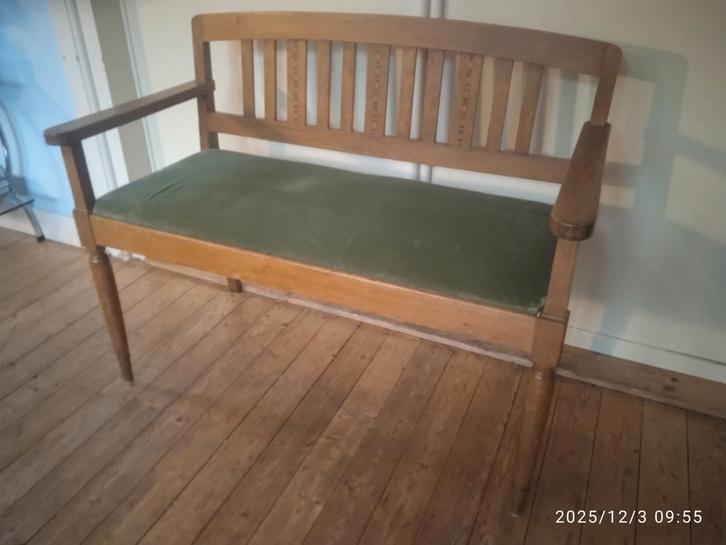 Antiek Curiosa Brocante 1920 houten bankje., Antiek en Kunst, Antiek | Meubels | Stoelen en Sofa's, Ophalen