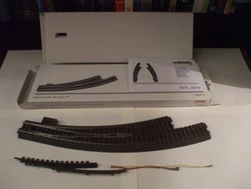 Märklin C-rails meegebogen wissel 2 x 24771 L 1 x 24772 R beschikbaar voor biedingen