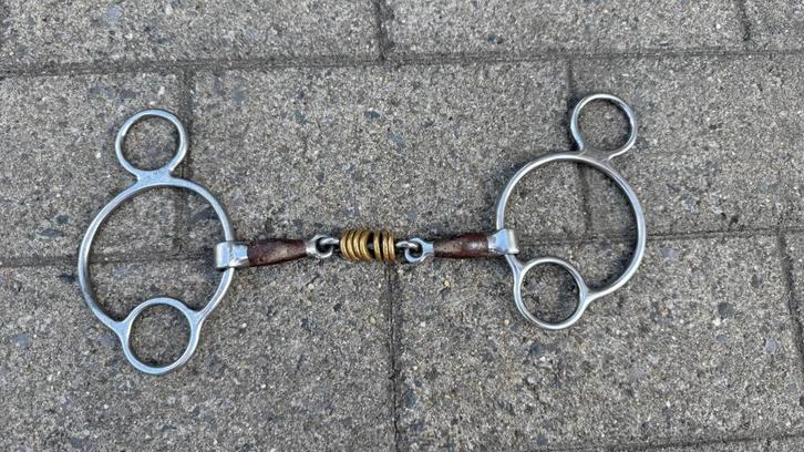 Dubbelgebroken bit van shires met rollen en iron, Dieren en Toebehoren, Paarden en Pony's | Hoofdstellen en Tuigage, Gebruikt