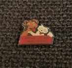 PIN - L'ARCHE DE NOE - MAISIERES - CHAT - CHIEN, Envoi, Utilisé, Animal et Nature, Insigne ou Pin's