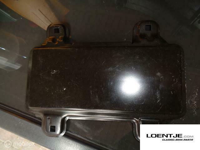afdekkap voor plek mistlamp bmw e30 vfl 51711933767 325i etc, Auto-onderdelen, Verlichting, BMW, Gebruikt, Ophalen of Verzenden