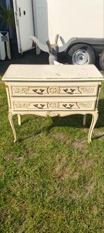 Antiek kastje, Ophalen