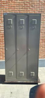 Metalen vestiaire 3-vaks, Ophalen, Gebruikt