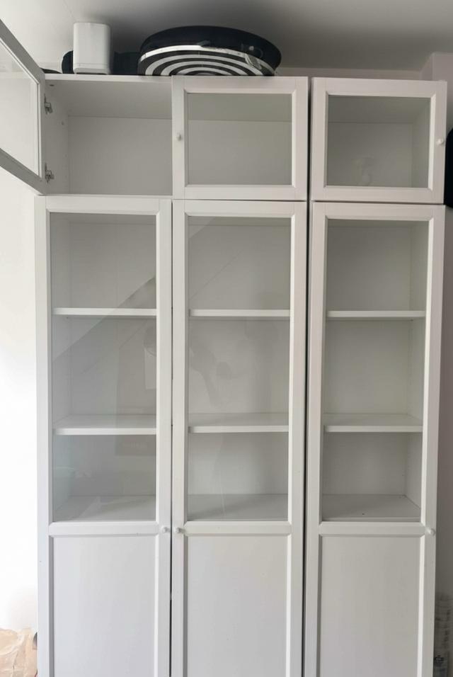 Etageres vitrées  Billy, Maison & Meubles, Armoires | Étagères, Comme neuf, Enlèvement