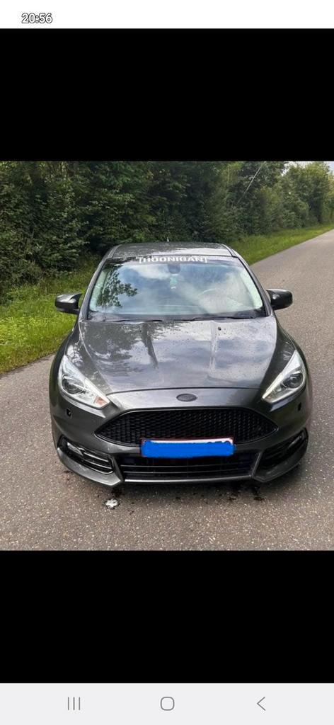 ford focus 2016 benzine, Autos, Ford, Particulier, Focus, ABS, Caméra de recul, Phares directionnels, Airbags, Air conditionné