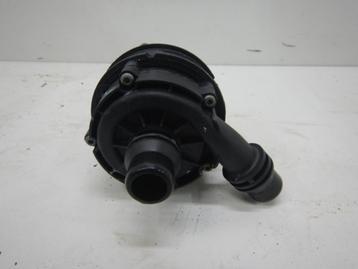Mercedes-Benz GLC-klasse W253 Extra Waterpomp A0392024050 beschikbaar voor biedingen