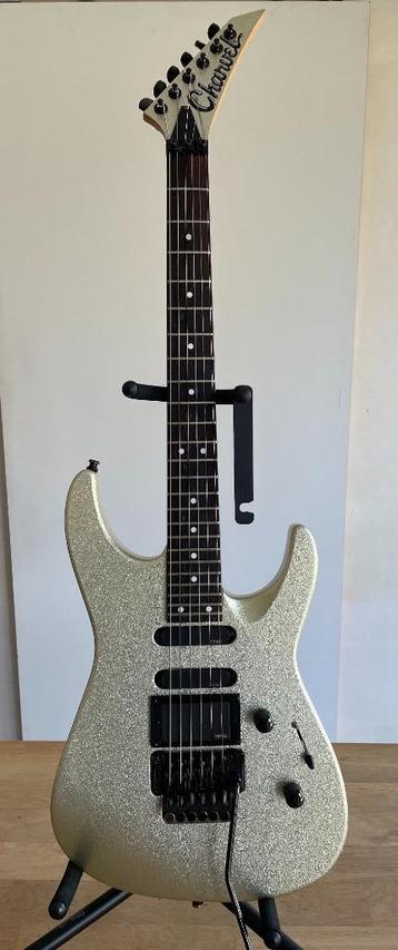 Charvel Fusion Custom 1990 disponible aux enchères