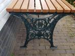 Gietijzeren tuintafel met eikenhouten latten., Tuin en Terras, Tuinbanken, Ophalen, Zo goed als nieuw, Metaal