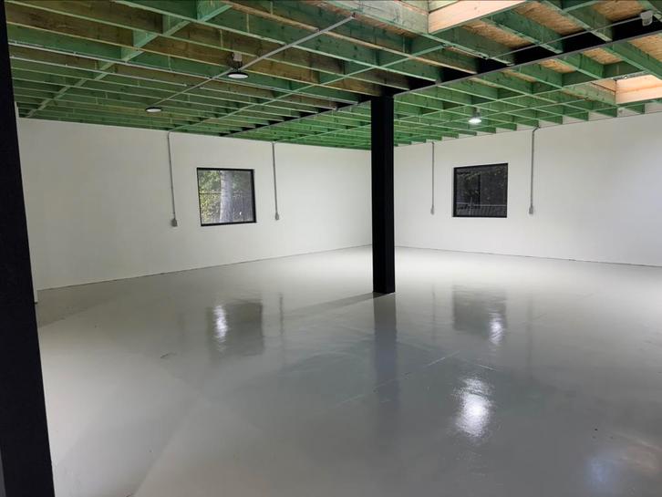 Magazijn te huur +/- 300m2 met kantoor aan, Zakelijke goederen, Kantoor en Winkelinrichting | Magazijn, Stelling en Opslag, Ophalen of Verzenden