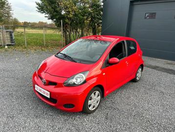 Toyota Aygo 1.0 essence AIRCO 05/2010  beschikbaar voor biedingen