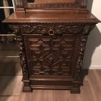 Renaissance kast, Enlèvement ou Envoi